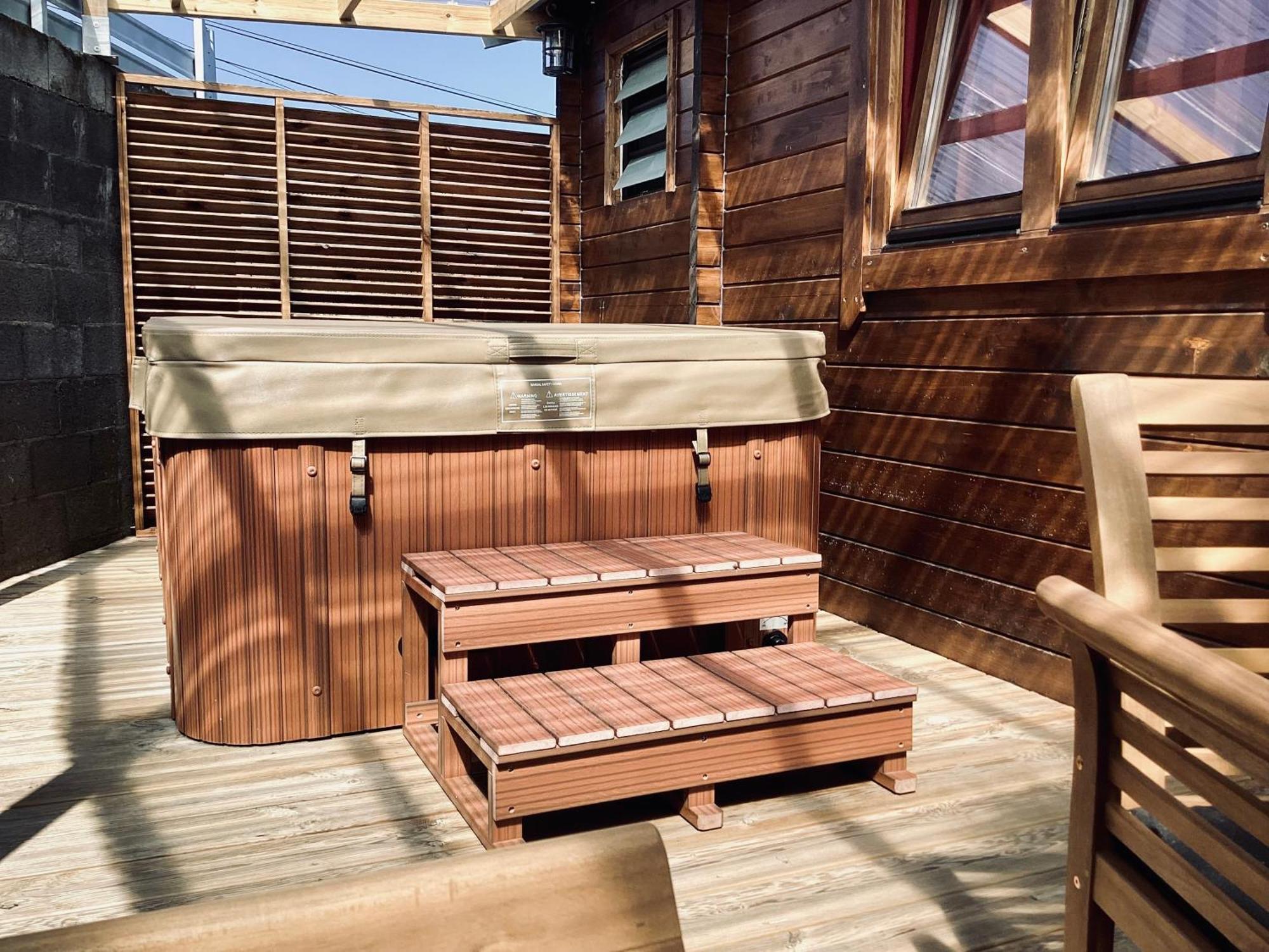 Bungalow Cosy, Tout Confort Saint-Joseph Exterior foto